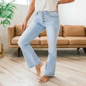KANCAN JORDAN MID RISE FLARE JEANS  Size: 15 PETITE